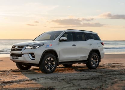 fortuner-car-book-now